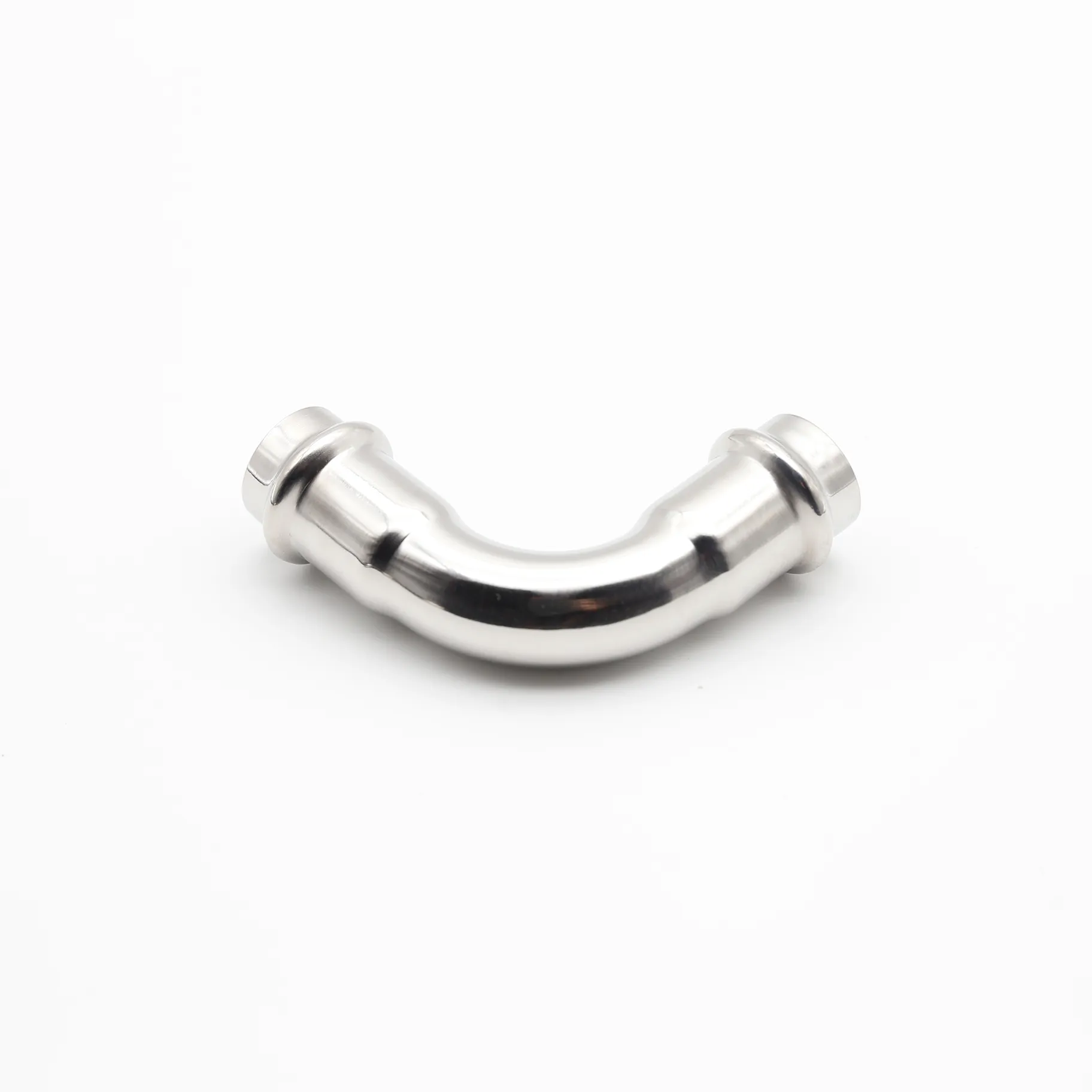 Overhead view of the elbow forming a perfect L-shape.