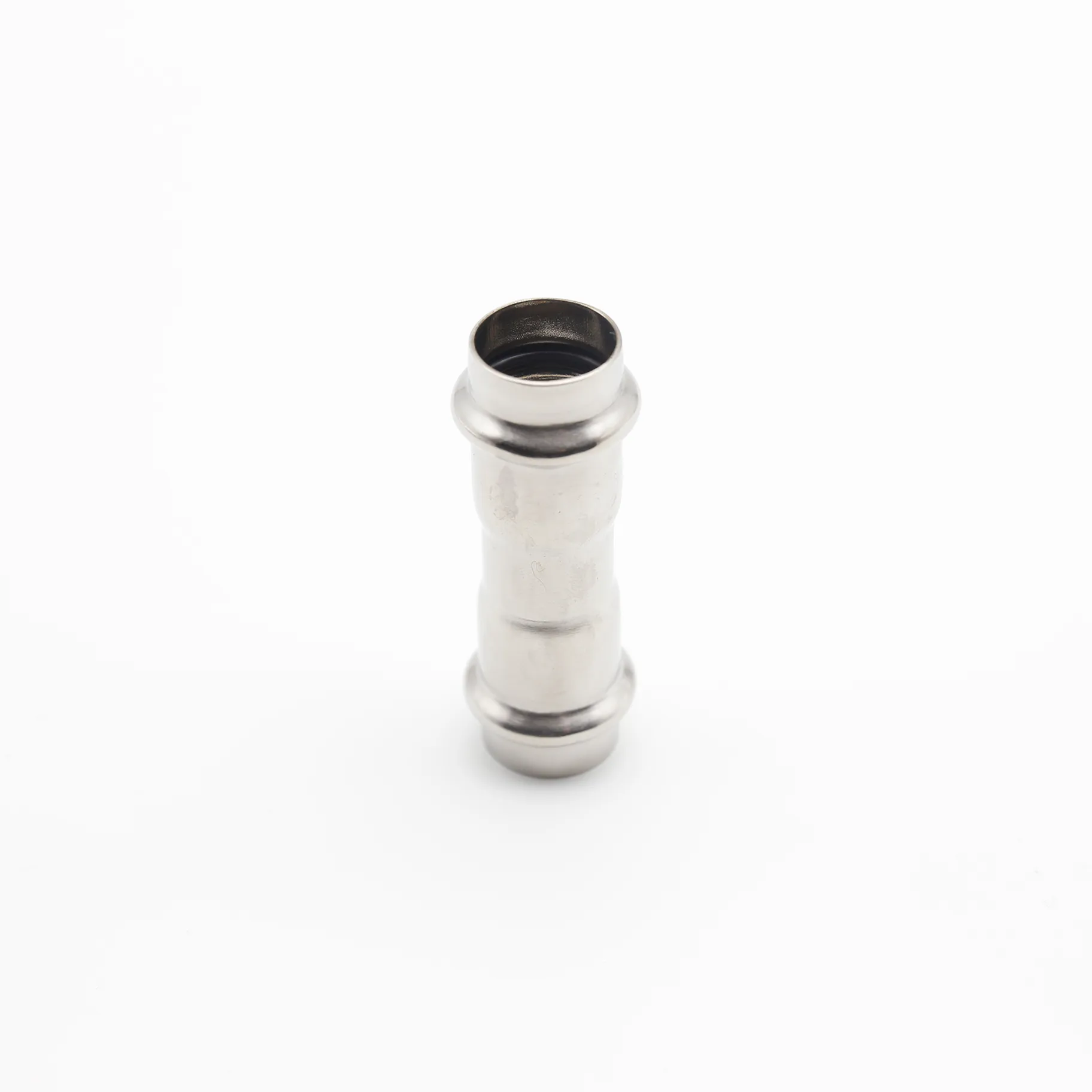 Double-press equal coupling for stainless steel pipe connection