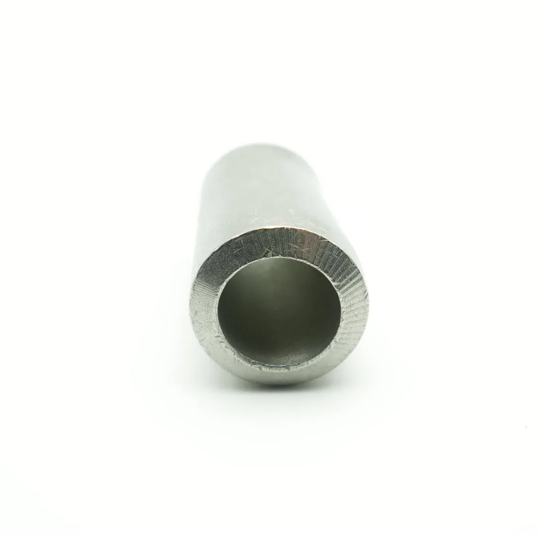 Stainless steel reducer fitting with smooth formed surface finish