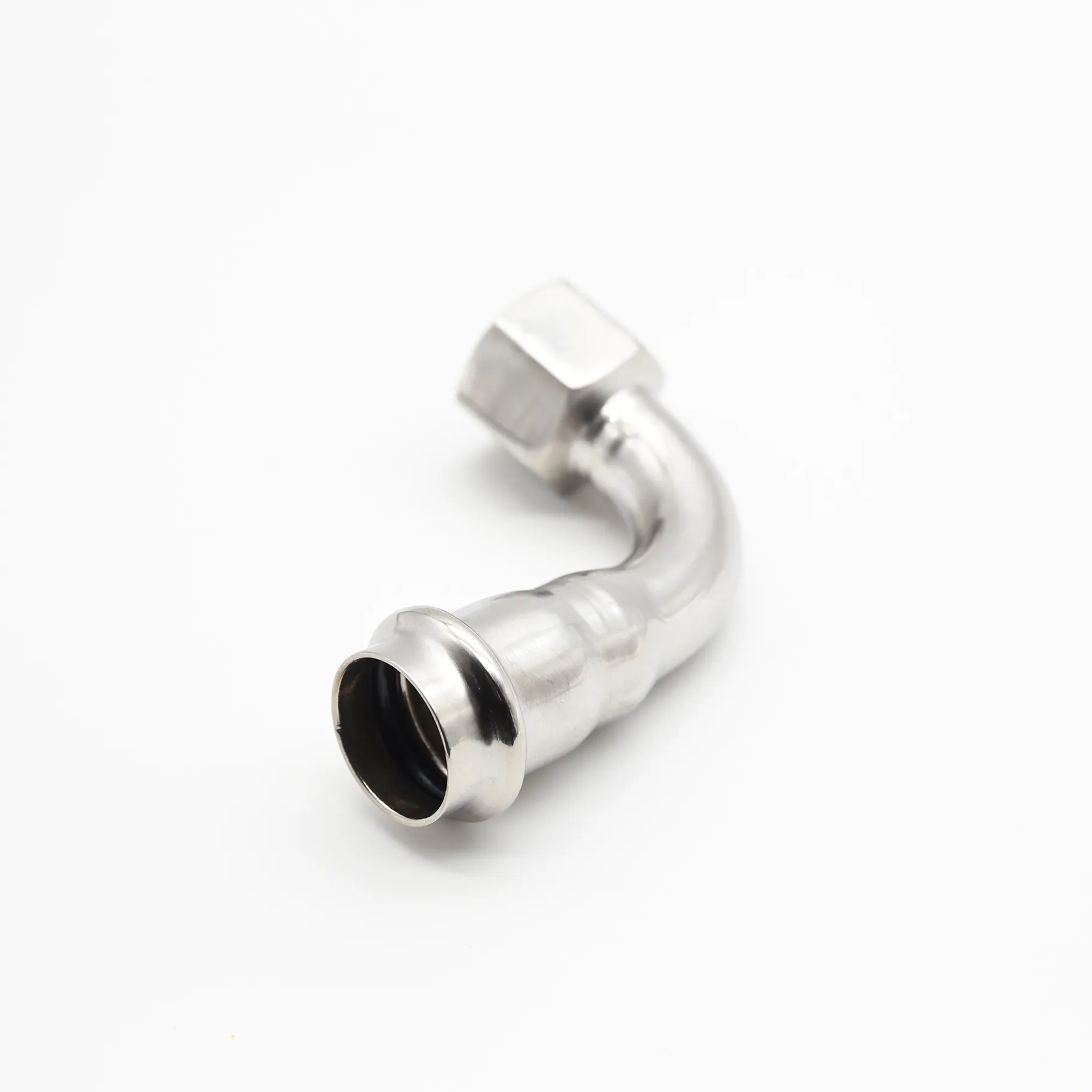 Female reducing elbow viewed from the press connection end